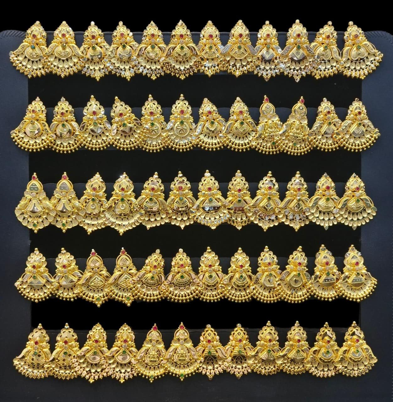 GOLD DROPS AND JIMIKI